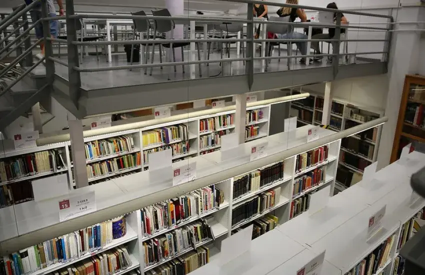 Biblioteca de Bellas Artes