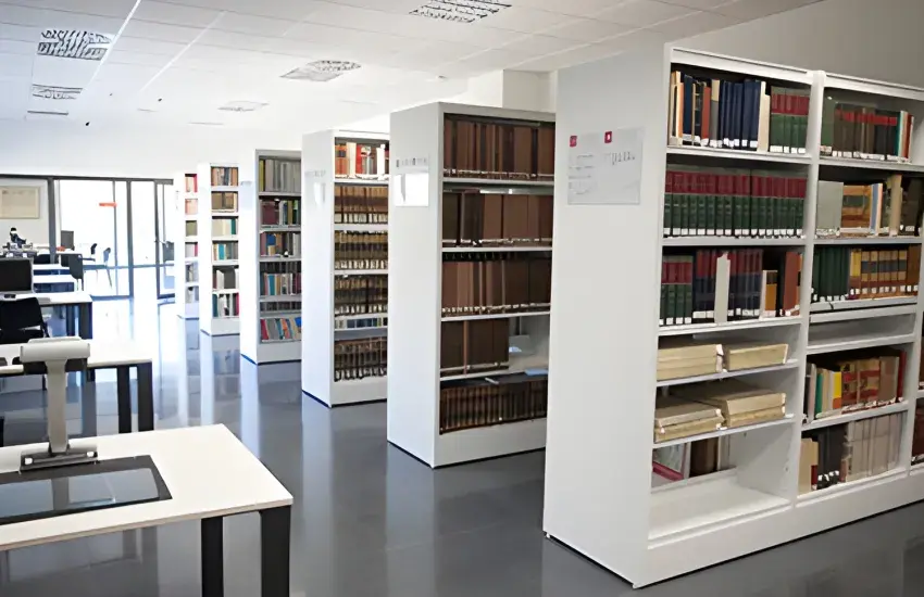 Acceso a la Biblioteca